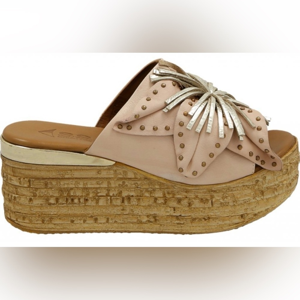 Women’s Spring Step Pink Fringe Slide Wedge Size 8/39